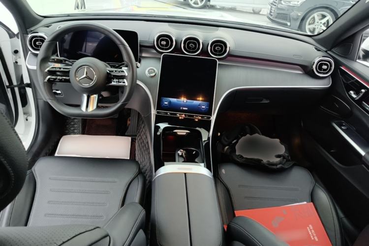 Used Mercedes-Benz C-Class 2022 C 200 L Sport Edition Center Console