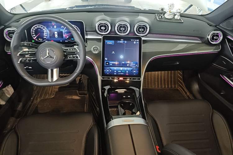 Used Mercedes-Benz C-Class 2022 Restyled C 260 L Sport Edition Center Console
