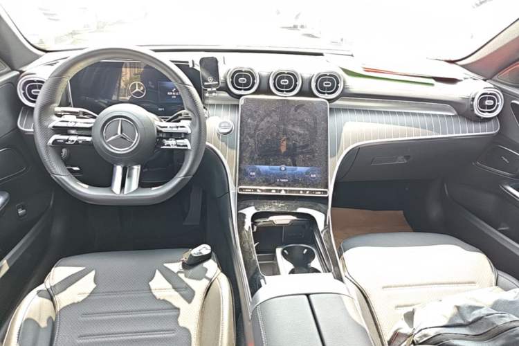 Used Mercedes-Benz C-Class 2022 Restyled C 260 L Sport Edition Center Console