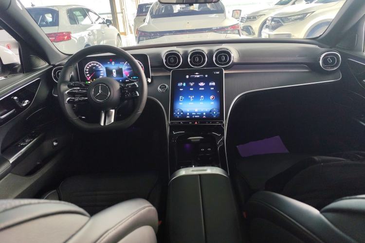 Used Mercedes-Benz C-Class 2022 Restyled C 200 L Sport Edition Center Console