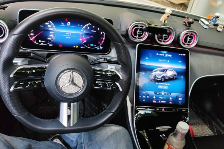 Used Mercedes-Benz C-Class 2022 C 200 L Sport Edition Center Console