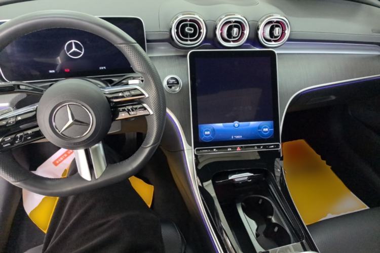 Used Mercedes-Benz C-Class 2022 Restyled C 260 L Sport Edition Center Console