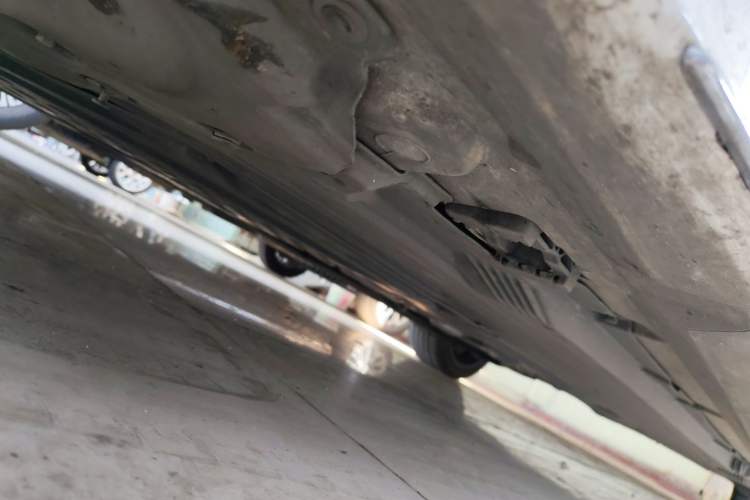 Used Mercedes-Benz C-Class 2022 C 260 L Sport Edition Chassis Front Left