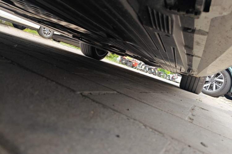 Used Mercedes-Benz C-Class 2022 C 260 L Sport Edition Chassis Front Left