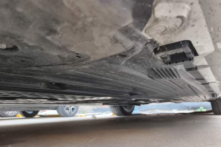 Used Mercedes-Benz C-Class 2022 C 260 L Sport Edition Chassis Front Left