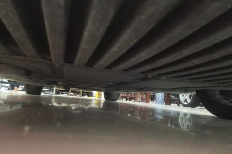 Used Mercedes-Benz C-Class  Chassis Front