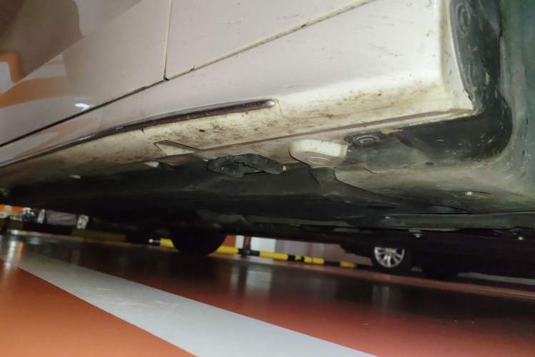 Used Mercedes-Benz C-Class 2022 C 200 L Sport Edition Chassis Front Right