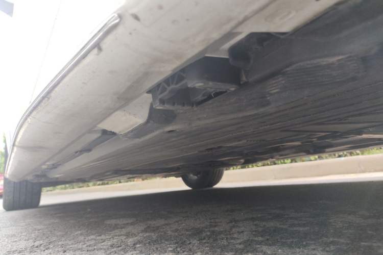 Used Mercedes-Benz C-Class 2022 C 260 L Chassis Rear Left