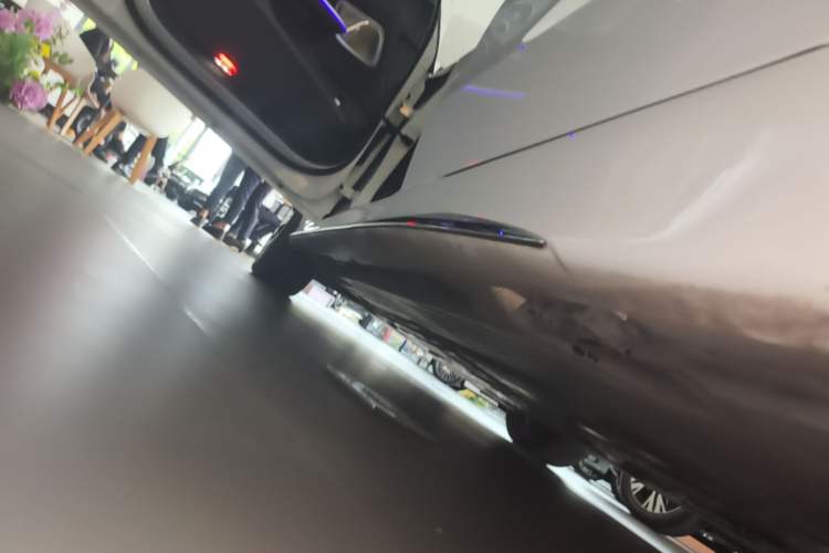 Used Mercedes-Benz C-Class 2022 C 260 L Obsidian Night Sport Edition Chassis Rear Left