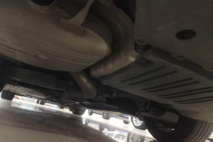 Used Mercedes-Benz C-Class  Chassis Rear Left