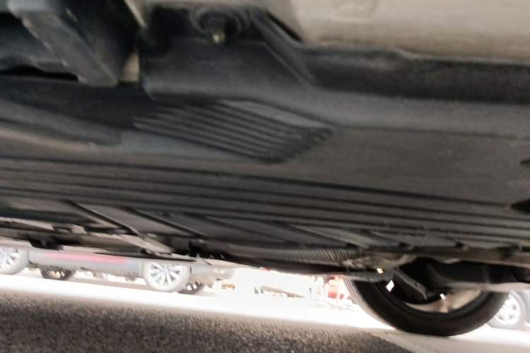 Used Mercedes-Benz C-Class 2022 C 260 L Obsidian Night Sport Edition Chassis Rear Left