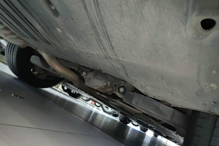 Used Mercedes-Benz C-Class 2022 C 260 L Sport Edition Chassis Rear Right