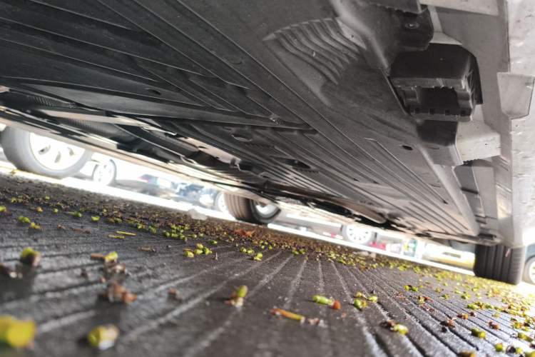 Used Mercedes-Benz C-Class 2022 Revised C 260 L Starry Night Sport Edition Chassis Rear Right