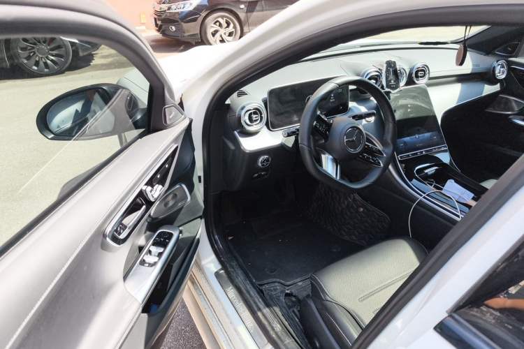 Used Mercedes-Benz C-Class 2022 Revised C 260 L Starry Night Sport Edition Driver Seat