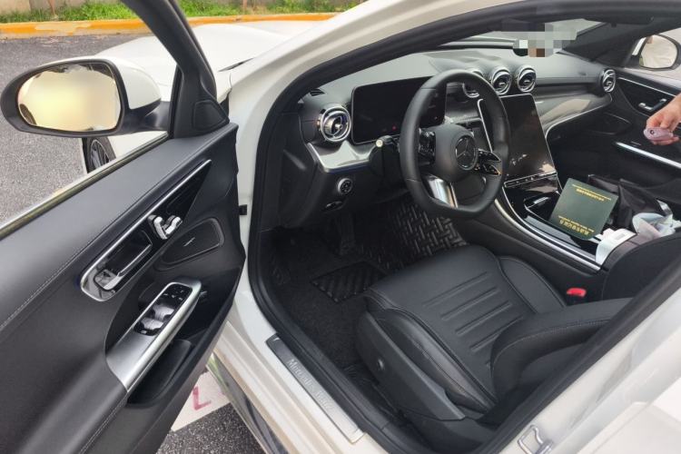 Used Mercedes-Benz C-Class 2022 Restyled C 260 L Sport Edition Driver Seat