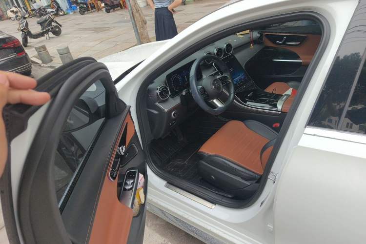 Used Mercedes-Benz C-Class 2022 Restyled C 200 L Sport Edition Driver Seat