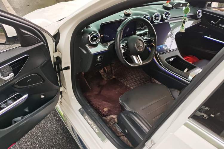 Used Mercedes-Benz C-Class 2022 C 260 L Sport Edition Driver Seat
