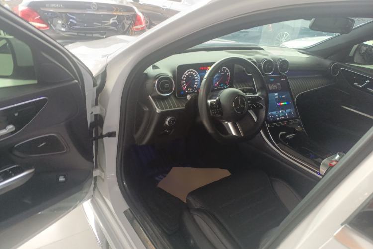 Used Mercedes-Benz C-Class 2022 Restyled C 200 L Sport Edition Driver Seat
