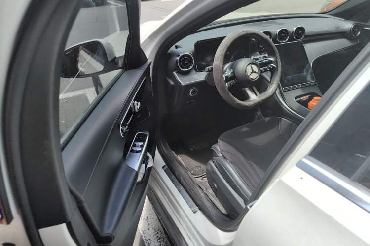 Used Mercedes-Benz C-Class 2022 Restyled C 200 L Sport Edition Driver Seat