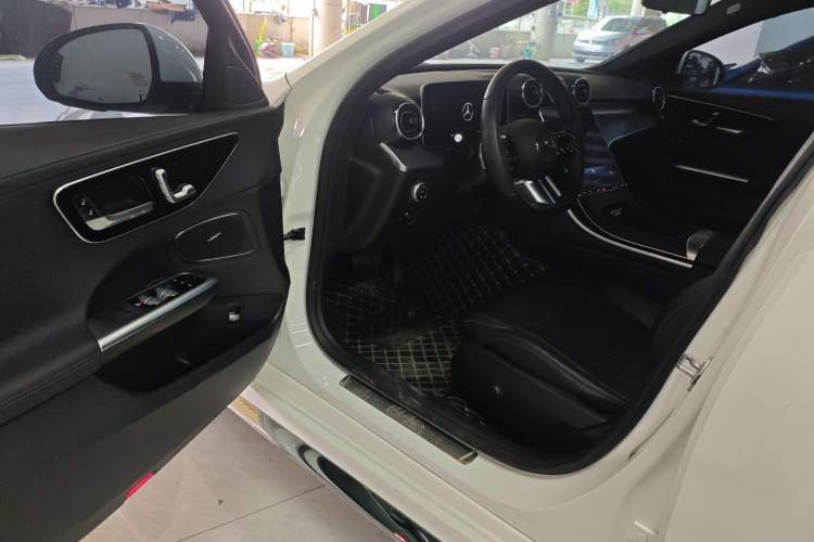 Used Mercedes-Benz C-Class 2022 C 200 L Sport Edition Driver Seat