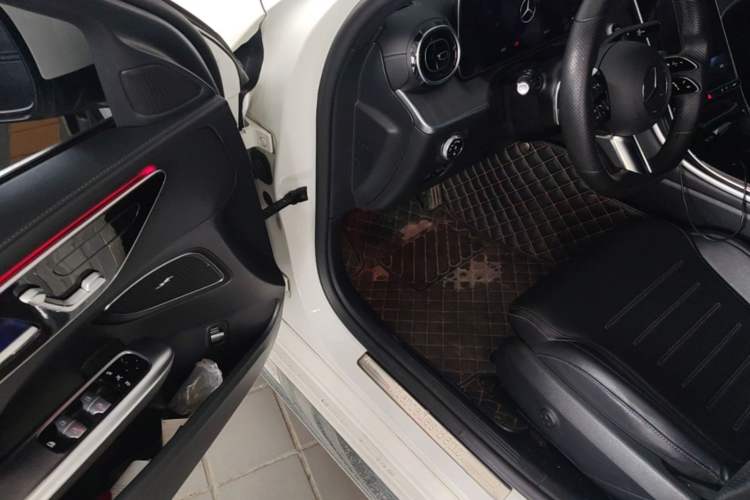 Used Mercedes-Benz C-Class 2022 C 200 L Sport Edition Driver Seat