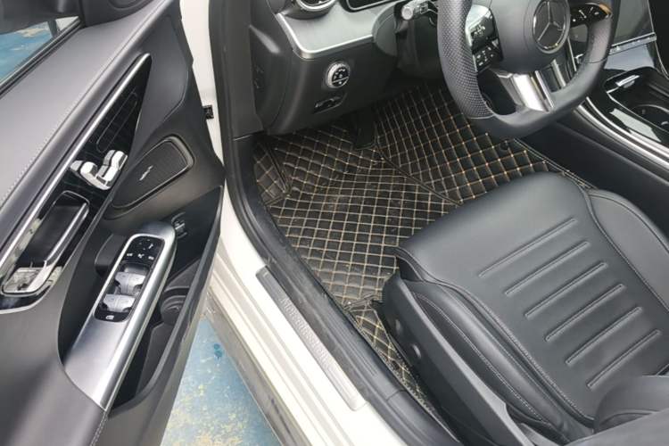 Used Mercedes-Benz C-Class 2022 C 200 L Sport Edition Driver Seat