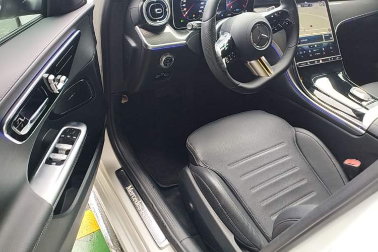 Used Mercedes-Benz C-Class 2022 C 260 L Sport Edition Driver Seat