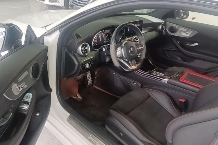 Used Mercedes-Benz C-Class 2022 Refreshed C 260 Coupe Driver Seat
