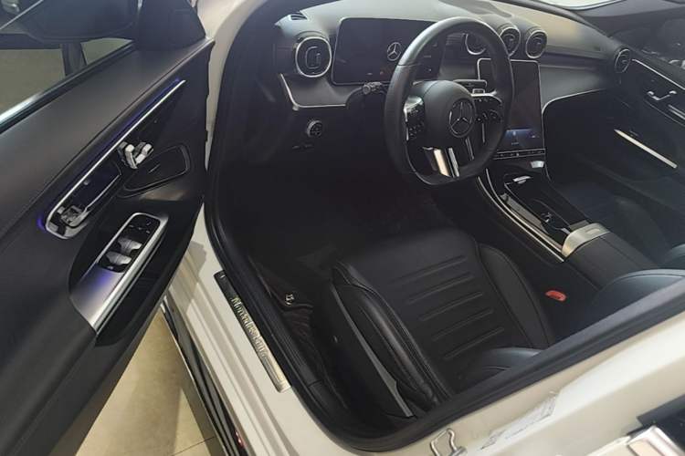 Used Mercedes-Benz C-Class 2022 C 200 L Sport Edition Driver Seat