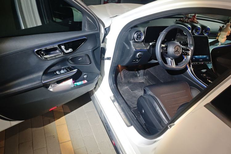 Used Mercedes-Benz C-Class 2022 Restyled C 260 L Sport Edition Driver Seat