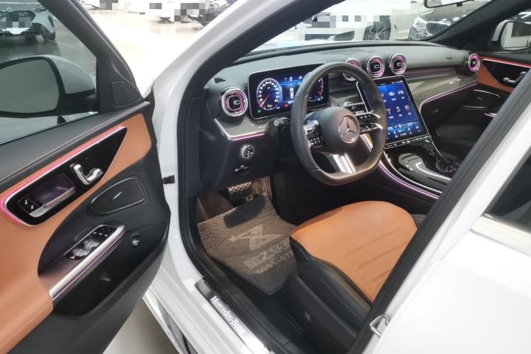 Used Mercedes-Benz C-Class 2022 Restyled C 260 L Sport Edition Driver Seat