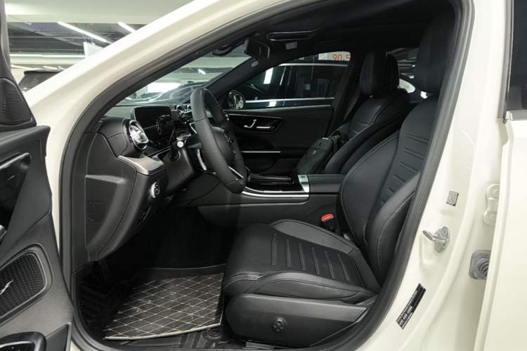 Used Mercedes-Benz C-Class 2022 Restyled C 260 L Sport Edition Driver Seat