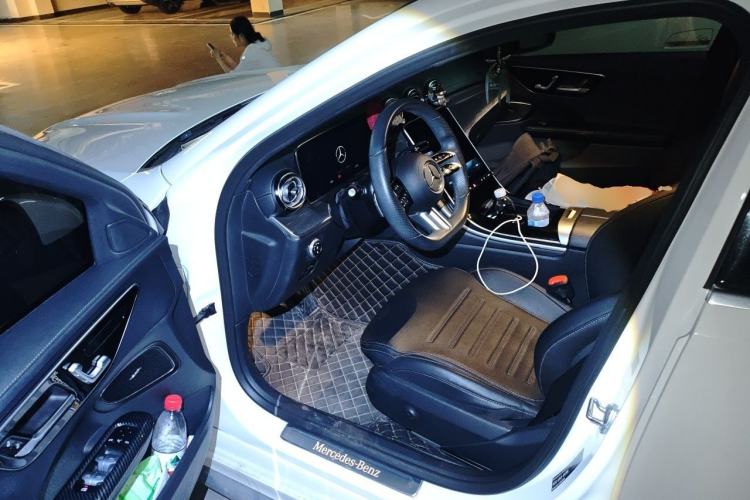 Used Mercedes-Benz C-Class 2022 Restyled C 260 L Sport Edition Driver Seat