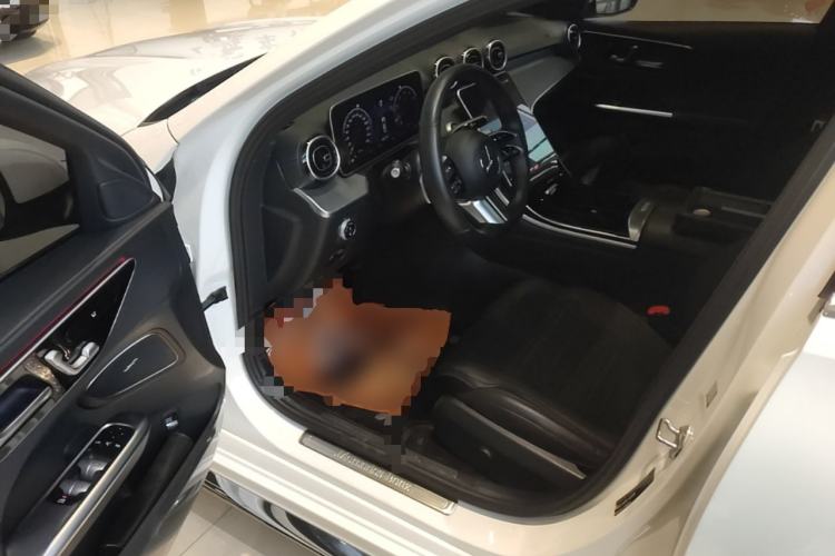 Used Mercedes-Benz C-Class 2022 Restyled C 200 L Sport Edition Driver Seat
