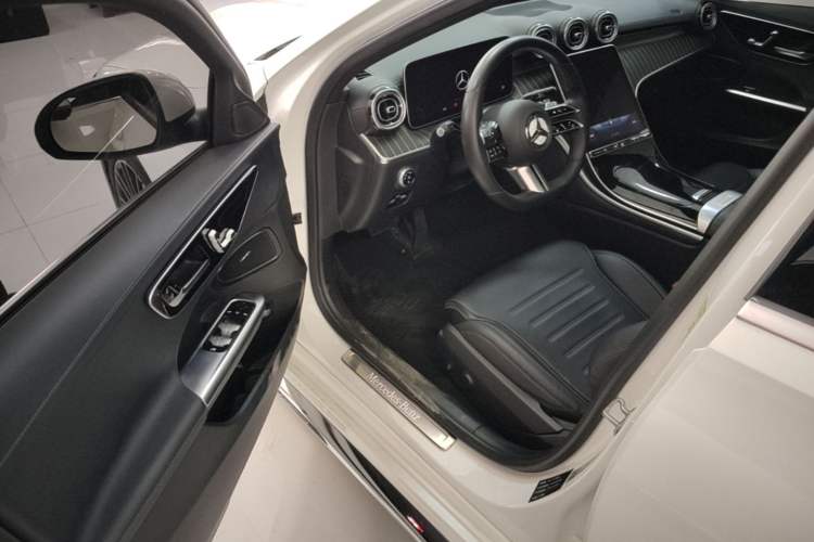 Used Mercedes-Benz C-Class 2022 C 260 L Sport Edition Driver Seat