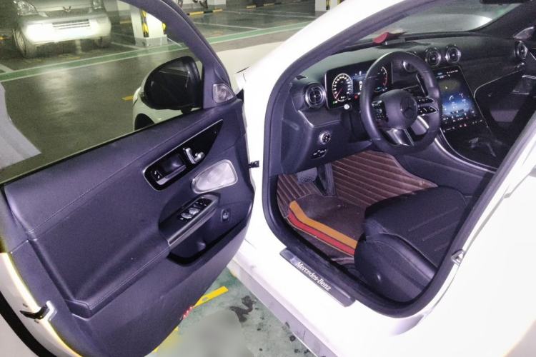 Used Mercedes-Benz C-Class 2022 C 260 L Driver Seat