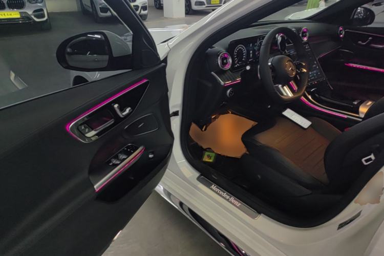 Used Mercedes-Benz C-Class 2022 Restyled C 260 L Sport Edition Driver Seat