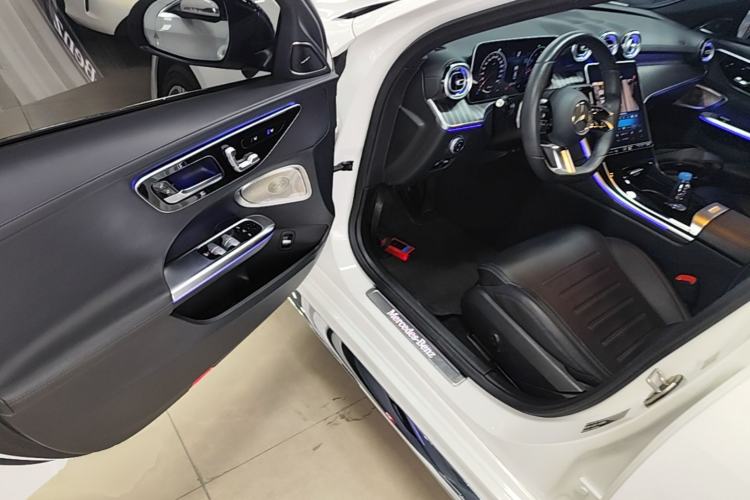 Used Mercedes-Benz C-Class 2022 C 260 L Obsidian Night Sport Edition Driver Seat