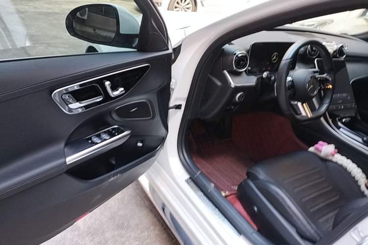 Used Mercedes-Benz C-Class 2022 C 200 L Sport Edition Driver Seat