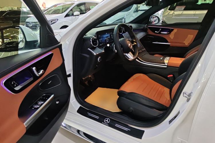 Used Mercedes-Benz C-Class 2022 Restyled C 200 L Sport Edition Driver Seat