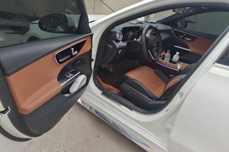 Used Mercedes-Benz C-Class 2022 Restyled C 200 L Sport Edition Driver Seat