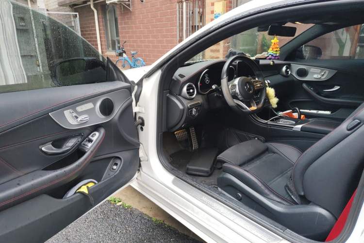 Used Mercedes-Benz C-Class 2022 Refreshed C 260 Coupe Driver Seat
