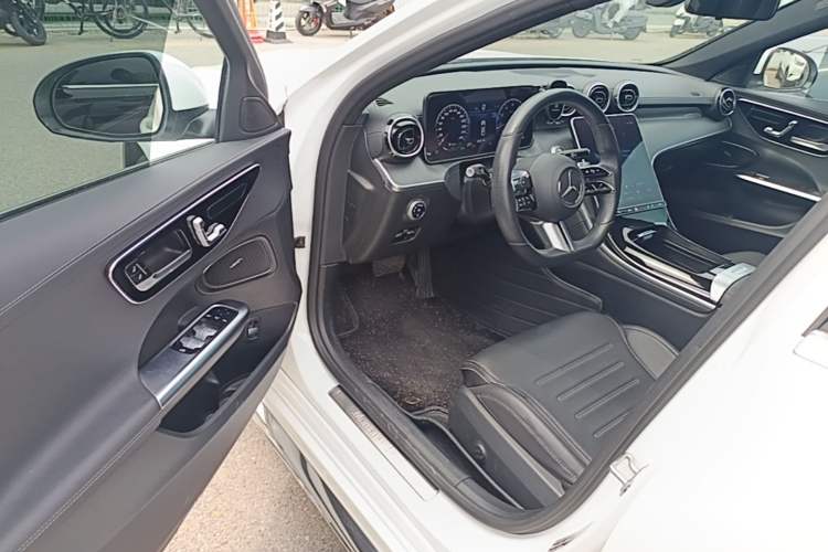 Used Mercedes-Benz C-Class 2022 C 200 L Sport Edition Driver Seat