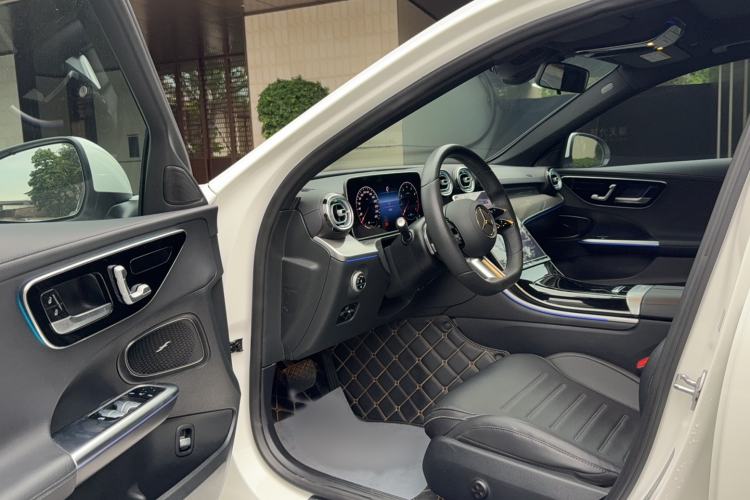Used Mercedes-Benz C-Class 2022 C 260 L Sport Edition Driver Seat