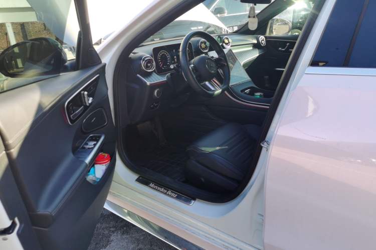 Used Mercedes-Benz C-Class 2022 Restyled C 260 L Sport Edition Driver Seat