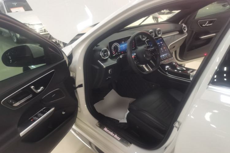Used Mercedes-Benz C-Class  Driver Seat