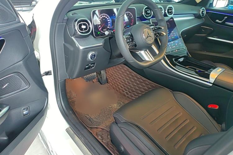 Used Mercedes-Benz C-Class 2022 Restyled C 200 L Sport Edition Driver Seat