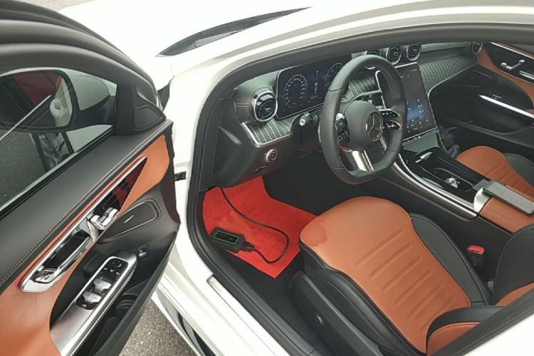 Used Mercedes-Benz C-Class 2022 Restyled C 200 L Sport Edition Driver Seat