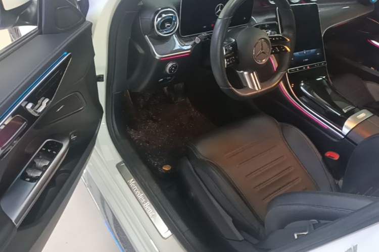 Used Mercedes-Benz C-Class 2022 Restyled C 260 L Sport Edition Driver Seat