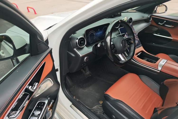 Used Mercedes-Benz C-Class 2022 Restyled C 200 L Sport Edition Driver Seat